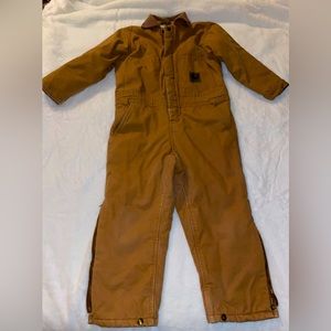 Brown Kids Coverall-Bern
Warm but easy to move around